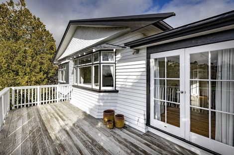 Photo of property in 14 Valley Road, Cashmere, Christchurch, 8022