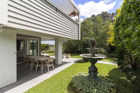 Photo of property in 1 Seacliffe Avenue, Belmont, Auckland, 0622