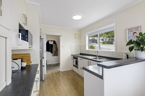 Photo of property in 42 Mulberry Street, Maungaraki, Lower Hutt, 5010