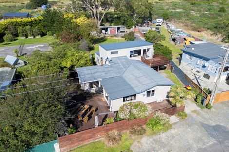 Photo of property in 872 Harington Point Road, Harington Point, Dunedin, 9077