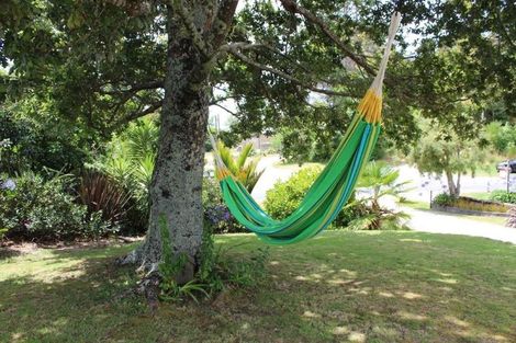 Photo of property in 211 Patons Rock Road, Patons Rock, Takaka, 7182