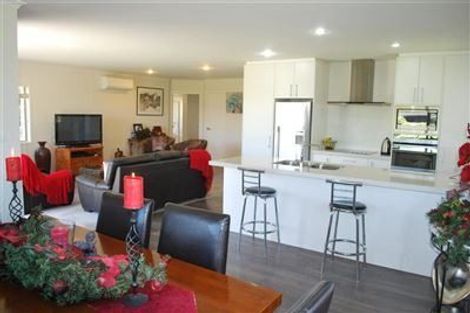 Photo of property in 3 Delta Close, Pyes Pa, Tauranga, 3112
