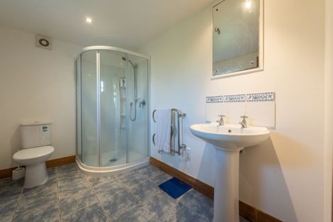 Photo of property in 16 Asquith Terrace, Brooklyn, Wellington, 6021