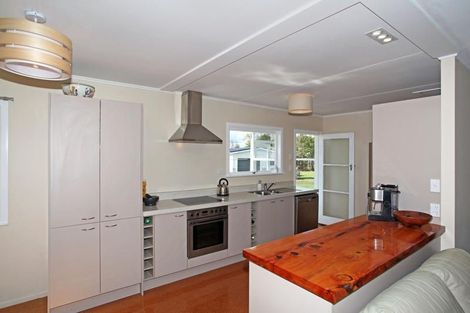 Photo of property in 39 Kaiwaka Road, Waiuku, 2123