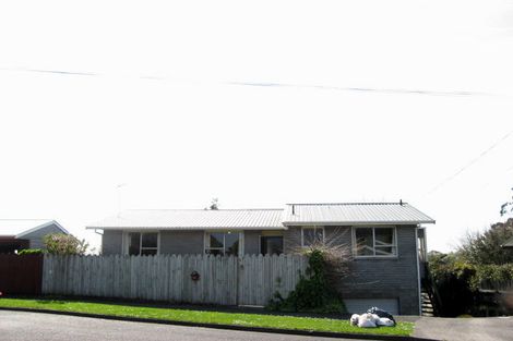Photo of property in 28 Durham Avenue, Welbourn, New Plymouth, 4312