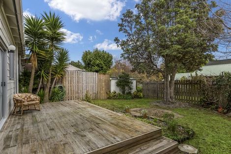 Photo of property in 1 Gails Drive, Okura, Auckland, 0792