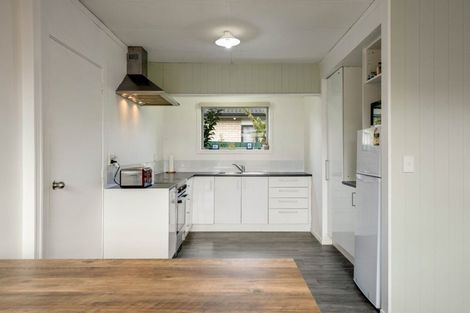 Photo of property in 2/56 Greenhaven Avenue, Opaheke, Papakura, 2113