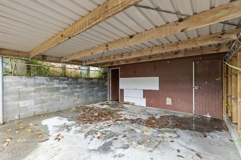 Photo of property in 8a Waterloo Place, Westown, New Plymouth, 4310