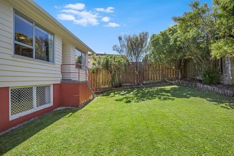 Photo of property in 4 Ettrick Grove, Papakowhai, Porirua, 5024
