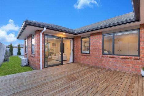 Photo of property in 2 Southbrook Close, Glenview, Hamilton, 3206