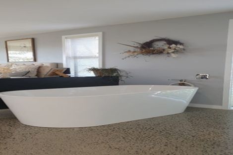 Photo of property in 43 Kittyhawk Drive, Kinloch, Taupo, 3377