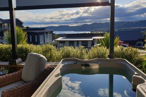 Photo of property in 43 Kittyhawk Drive, Kinloch, Taupo, 3377