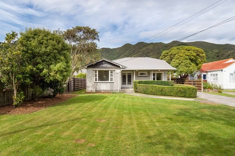 Photo of property in 48 Bauchop Road, Waterloo, Lower Hutt, 5011