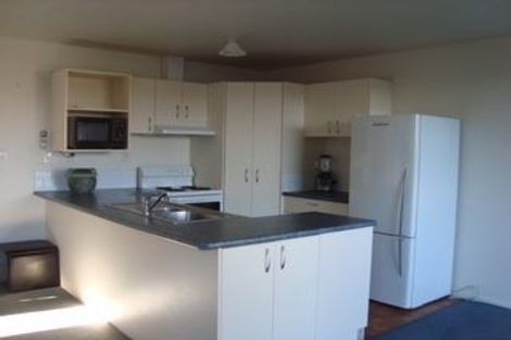 Photo of property in 18 Ellesmere Place, Oceanview, Timaru, 7910