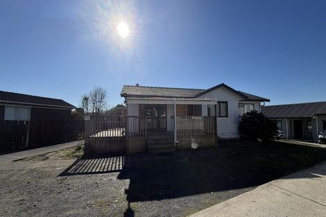 Photo of property in 57 Catkin Crescent, Papatoetoe, Auckland, 2025