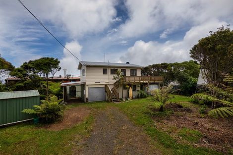 Photo of property in 145 Piha Road, Piha, New Lynn, 0772