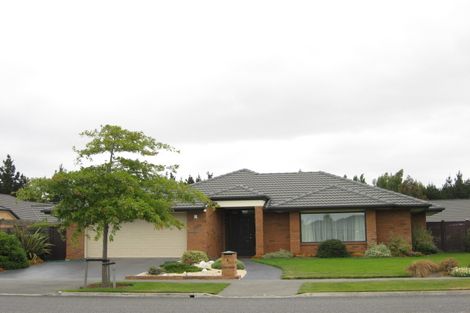 Photo of property in 7 Putake Drive, Parklands, Christchurch, 8083