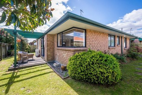 Photo of property in 54a Arawhata Road, Paraparaumu, 5032