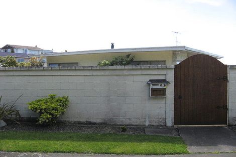 Photo of property in 6 The Cliffs, Britannia Heights, Nelson, 7010