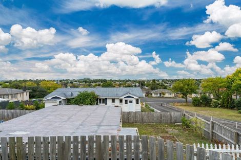 Photo of property in 3/90 Mahoe Street, Melville, Hamilton, 3206