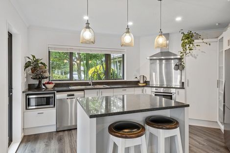 Photo of property in 25 Oakwood Drive, Rangiora, 7400