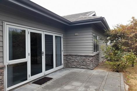 Photo of property in 23 Parata Street, Two Mile Bay, Taupo, 3330