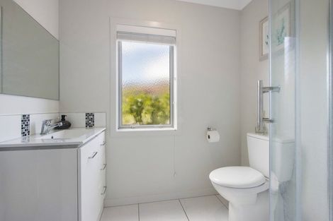 Photo of property in 12 Haden Place, Omokoroa, 3114