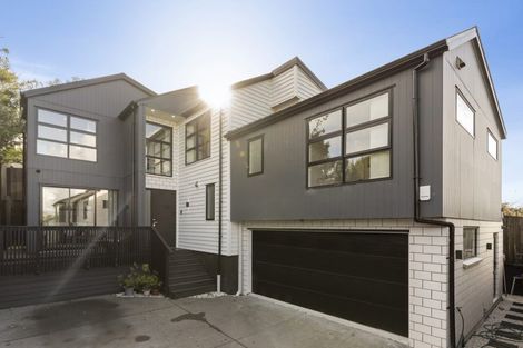 Photo of property in 13c Griffen Park Road, Mount Roskill, Auckland, 1041