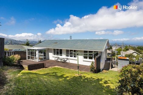 Photo of property in 4 Hanlon Street, Halfway Bush, Dunedin, 9010