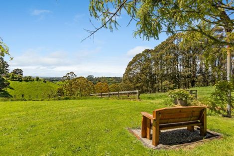Photo of property in 193 Ackworth Road, Lepperton, New Plymouth, 4373