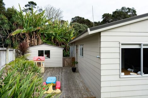 Photo of property in 3 Cross Street, Raglan, 3225