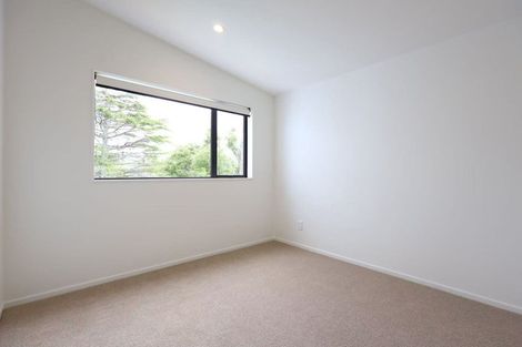 Photo of property in 5/25 Hutchinson Avenue, New Lynn, Auckland, 0600