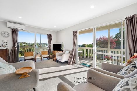 Photo of property in 11 Evelyn Road, Cockle Bay, Auckland, 2014