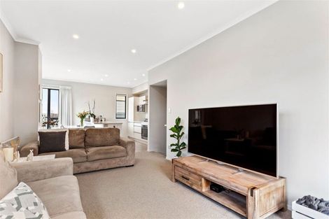 Photo of property in 162 Hobsonville Point Road, Hobsonville, Auckland, 0616