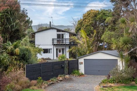 Photo of property in 56 Matai Road, Raumati South, Paraparaumu, 5032
