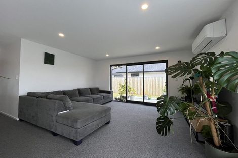 Photo of property in 2 Whittington Drive, Rolleston, 7615