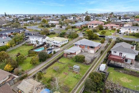 Photo of property in 10 Greenhill Crescent, Pakuranga, Auckland, 2010
