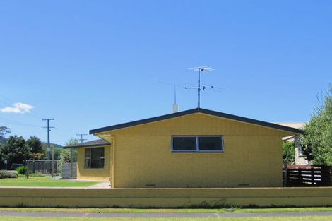 Photo of property in 2 Mason Street, Riverdale, Gisborne, 4010