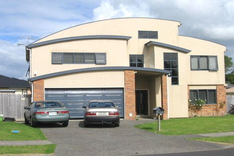 Photo of property in 14 Sean Fitzpatrick Place, Papatoetoe, Auckland, 2025