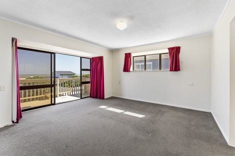 Photo of property in 3 Scott Avenue, Otaki Beach, Otaki, 5512