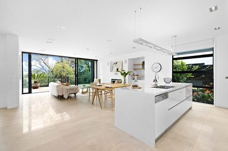 Photo of property in 48a Sunny Brae Crescent, Westmere, Auckland, 1022