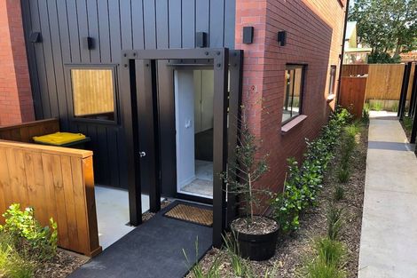 Photo of property in 8/79 Taikata Road, Te Atatu Peninsula, Auckland, 0610