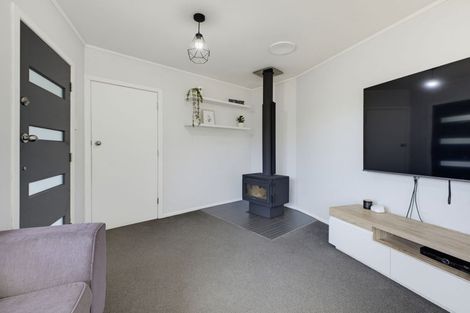 Photo of property in 2 Bromley Place, Westown, New Plymouth, 4310