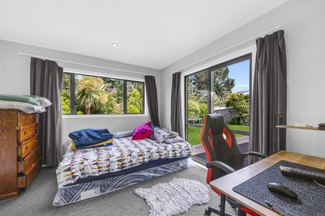 Photo of property in 28 Sunstone Crescent, Brown Owl, Upper Hutt, 5018