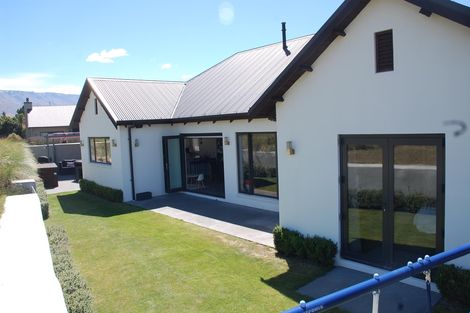 Photo of property in 9 The Dunes, Cromwell, 9310