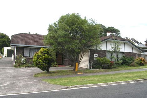 Photo of property in 2/56 Northboro Road, Belmont, Auckland, 0622