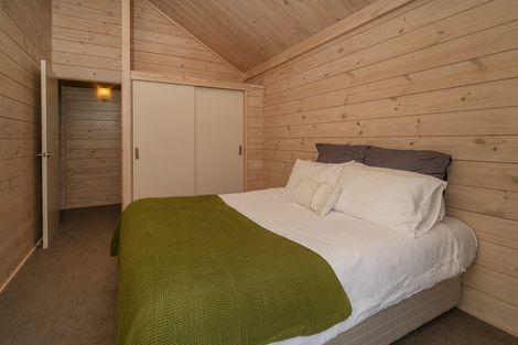 Photo of property in 102 Bond Road, Whangamata, 3620