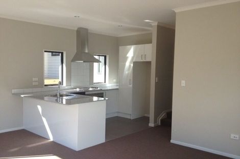 Photo of property in 36 Tiriwa Drive, Massey, Auckland, 0614