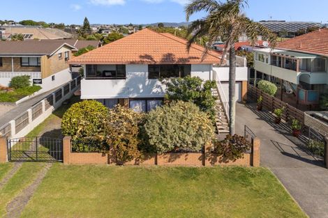 Photo of property in 1 Sutherland Avenue, Mount Maunganui, 3116
