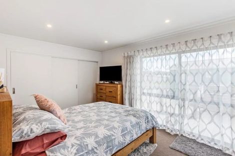 Photo of property in 27a Hinemoa Street, Levin, 5510